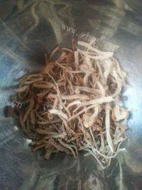滋补的茶树菇鸡汤做法图解1)