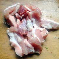 最爱的蒜苗炒肉做法图解2)