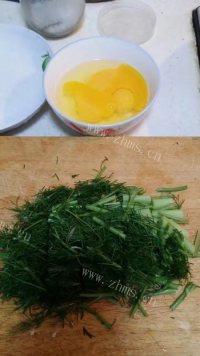 茴香炒鸡蛋做法图解2)