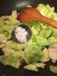 色香味浓的火爆大头菜做法图解7)