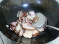 家常菜西兰花炒腊肉做法图解5)