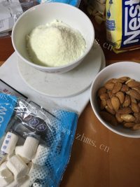 美味的杏仁牛轧糖做法图解1)