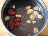 色香味浓的腊八粥做法图解3)