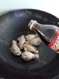 一个人的可乐鸡腿做法图解4)