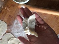 自制角瓜鸡蛋饺子做法图解9)