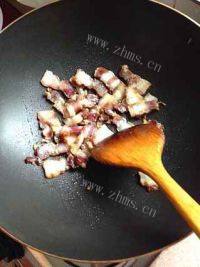 口感极佳的荷兰豆炒腊肉做法图解2)