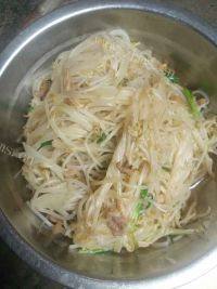 美味豆芽卷粉做法图解8)