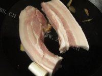 口感好的青椒回锅肉做法图解2)