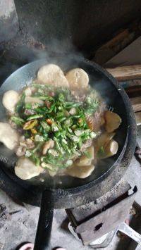 家庭版地锅鸡做法图解19)