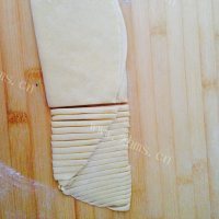 芳香四溢的肉丝面做法图解7)
