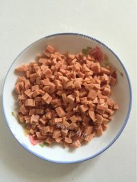 自制红梗米金瓜盅做法图解2)