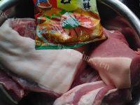 自制腊肉做法图解1)