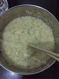 美味的香菇鸡蛋米饭做法图解3)