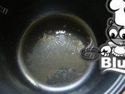 美味的电饭锅咸香鸡做法图解3)
