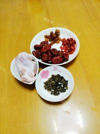美味的雄参炖猪展做法图解1)