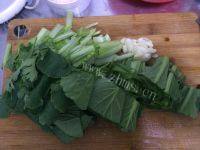 家常菜青菜豆腐汤做法图解1)