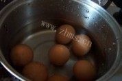 五香茶叶蛋做法图解2)