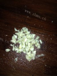 色泽不错的清炒豌豆做法图解2)