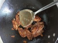 美味的糖醋鸡翅做法图解4)