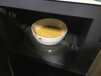 自制微波蛋糕做法图解7)