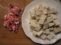 肉末炒豆腐自制做法图解2)