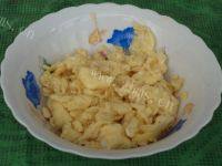 食欲满满的鸡丁炒饭做法图解4)