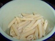 美味的番茄培根意面做法图解6)
