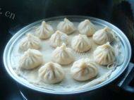 鲜肉小笼包做法图解18)