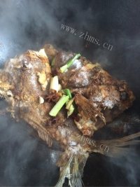 回味无穷的红烧鱼做法图解9)