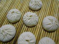 自己做的猪肉大葱包做法图解11)