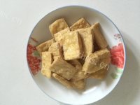 回味无穷的香辣臭豆腐做法图解2)
