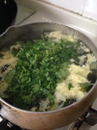 美味的紫菜鸡蛋汤做法图解9)