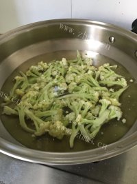 蒜香蠔油有机花菜做法图解5)
