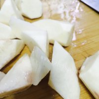 完美的大骨山药汤做法图解4)