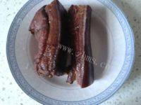 美味的干菜蒸腊肉做法图解2)