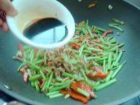 家常菜黎蒿炒肉丝