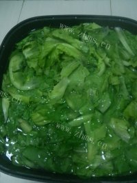家常菜炝拌生菜做法图解3)