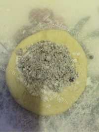 自制发面红糖饼做法图解4)