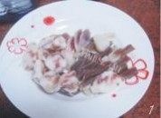 家常菜青椒炒腊味做法图解1)