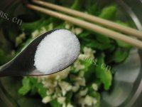 易做的凉拌苦瓜做法图解7)