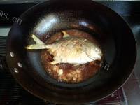 秘制海鲜酱烧金鲳鱼的做法图解八