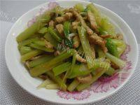 家常菜芹菜炒瘦肉