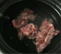 易做的酥肉做法图解2)