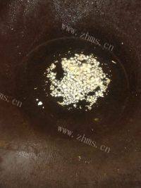香脆可口清炒莴笋做法图解4)