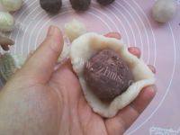 家庭版红豆沙冰皮月饼做法图解13)
