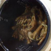 美味的酱油鸡脚做法图解7)