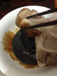 家常菜梅菜扣肉做法图解3)
