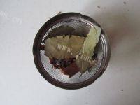 家常菜红油猪耳做法图解2)