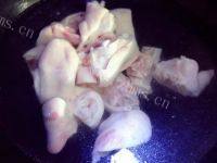 美味的红烧猪蹄做法图解2)