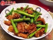 家常菜五花肉炒芦笋
